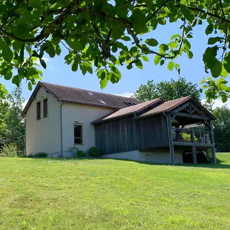 La Maison Des Oiseaux Bed & Breakfast *