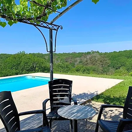 La Maison Des Oiseaux Bed & Breakfast 3*