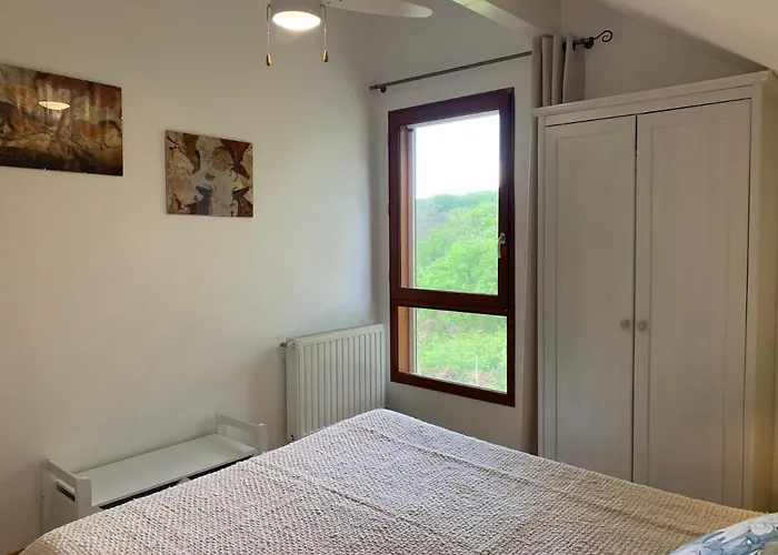 ベッド・アンド・ブレックファスト La Maison Des Oiseaux 3*